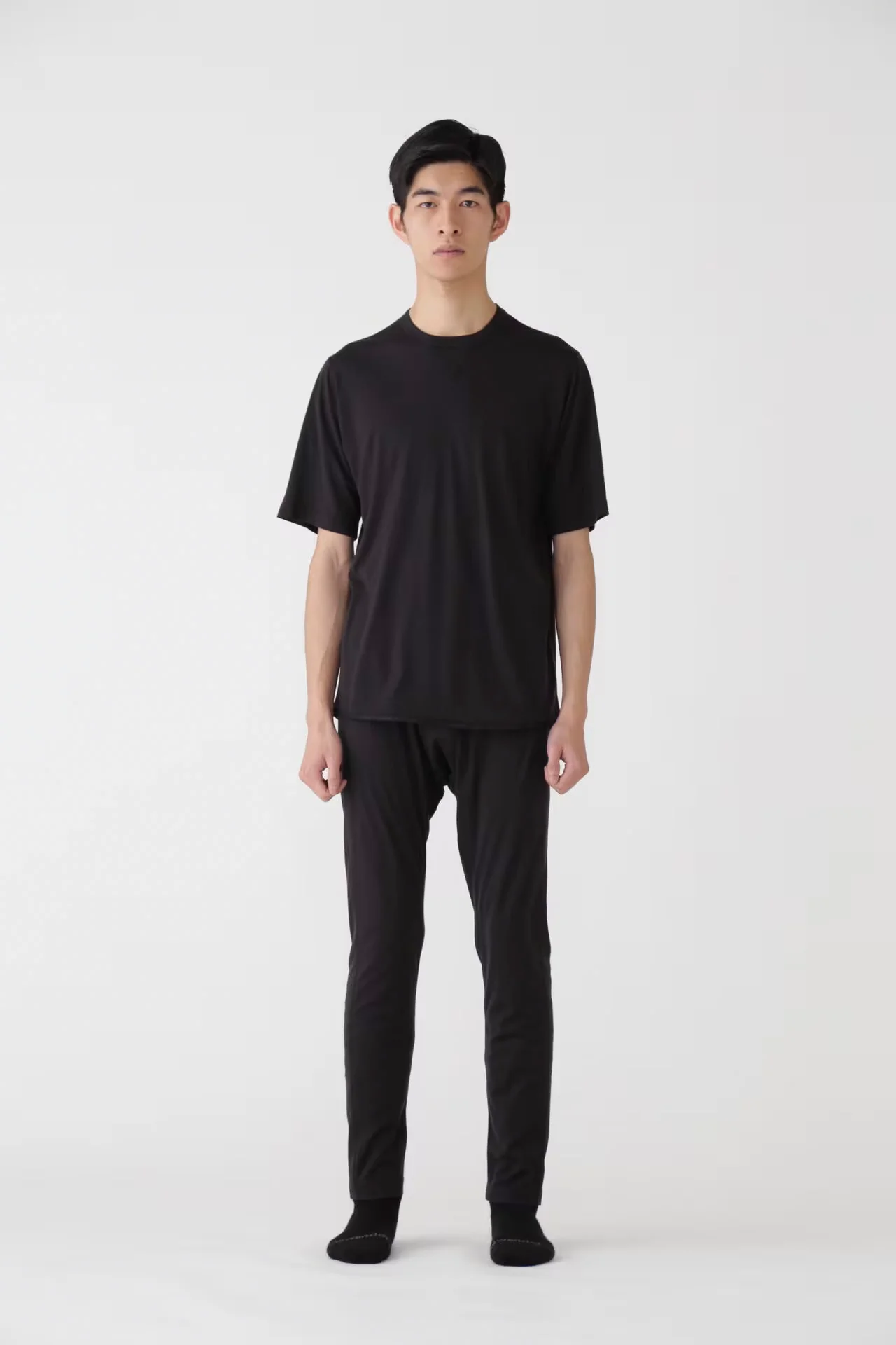 and Wander Merino Base S/S Tee - Black - Image 2