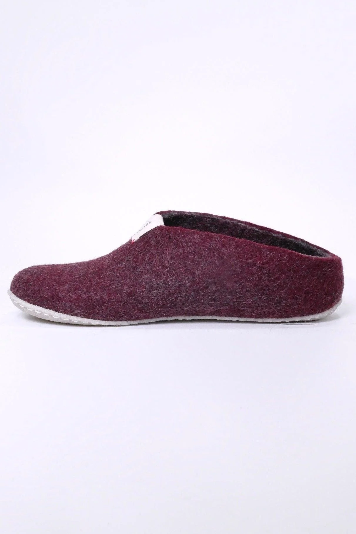 BAABUK Mel Slippers - Bordeaux - Image 3