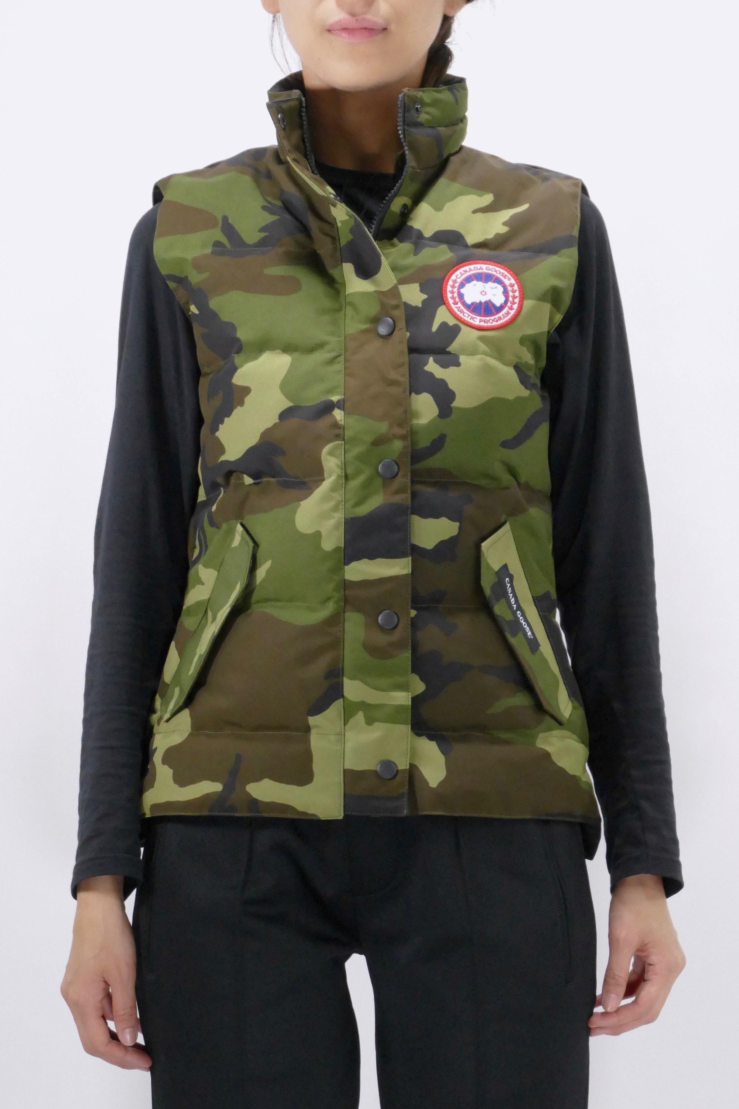 Canada Goose Womens Lite Vest Freestyle Heritage  - Classic Camo - Image 2