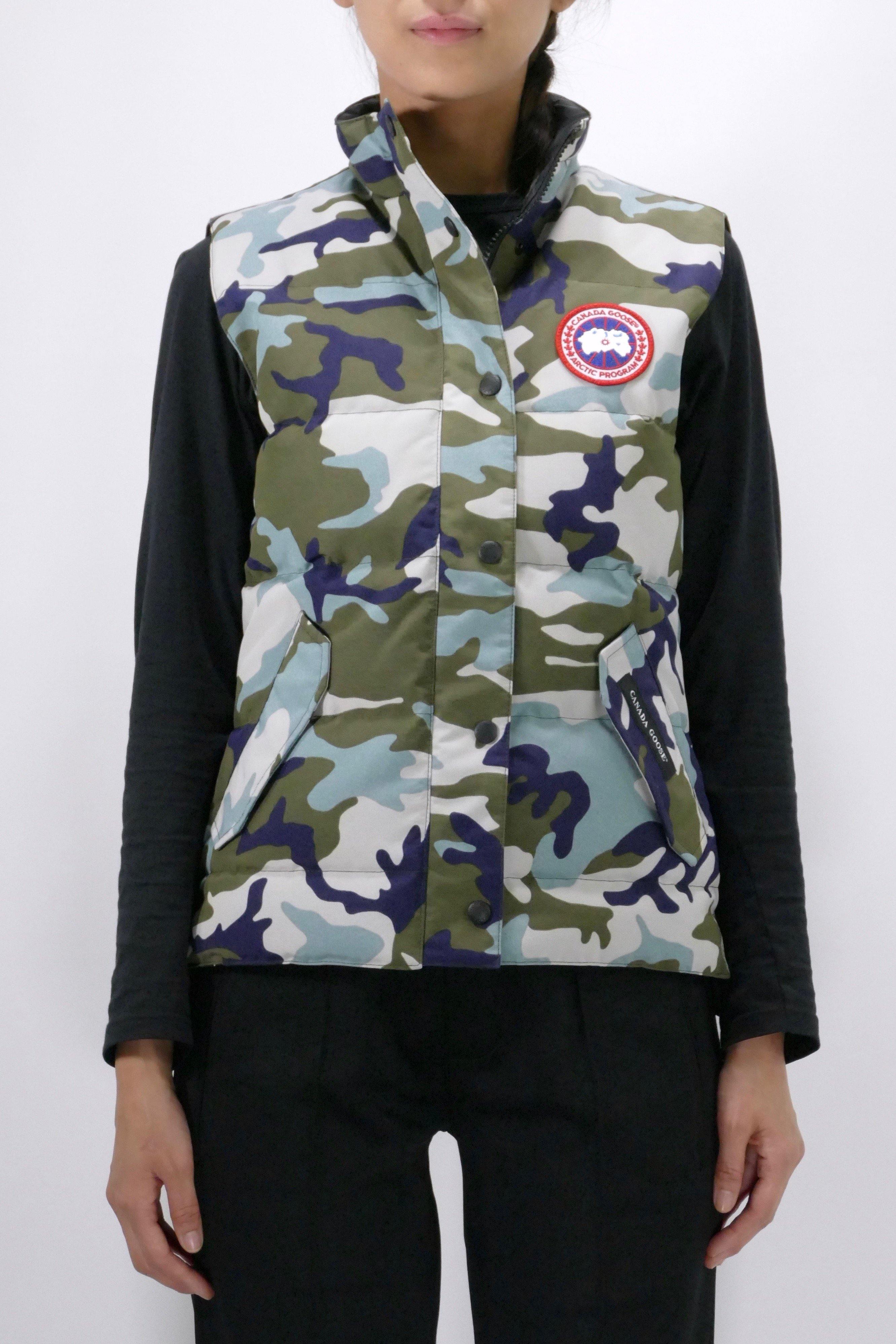 Canada Goose Womens Lite Vest Freestyle Hybridge - Classic Camo Silverbirch - Image 2