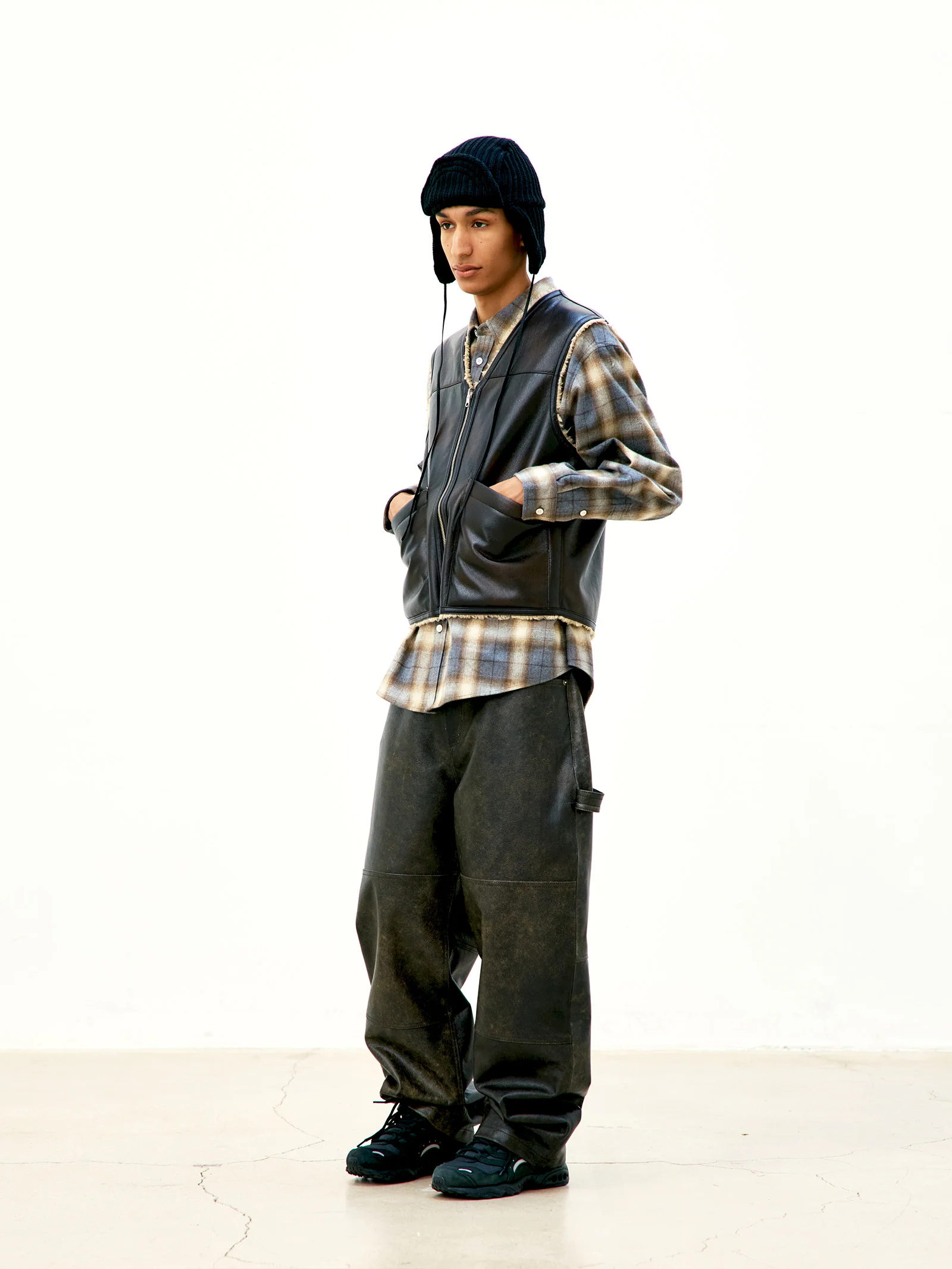 COOR Reversible Eco Shearling Vest - Brown - Image 2