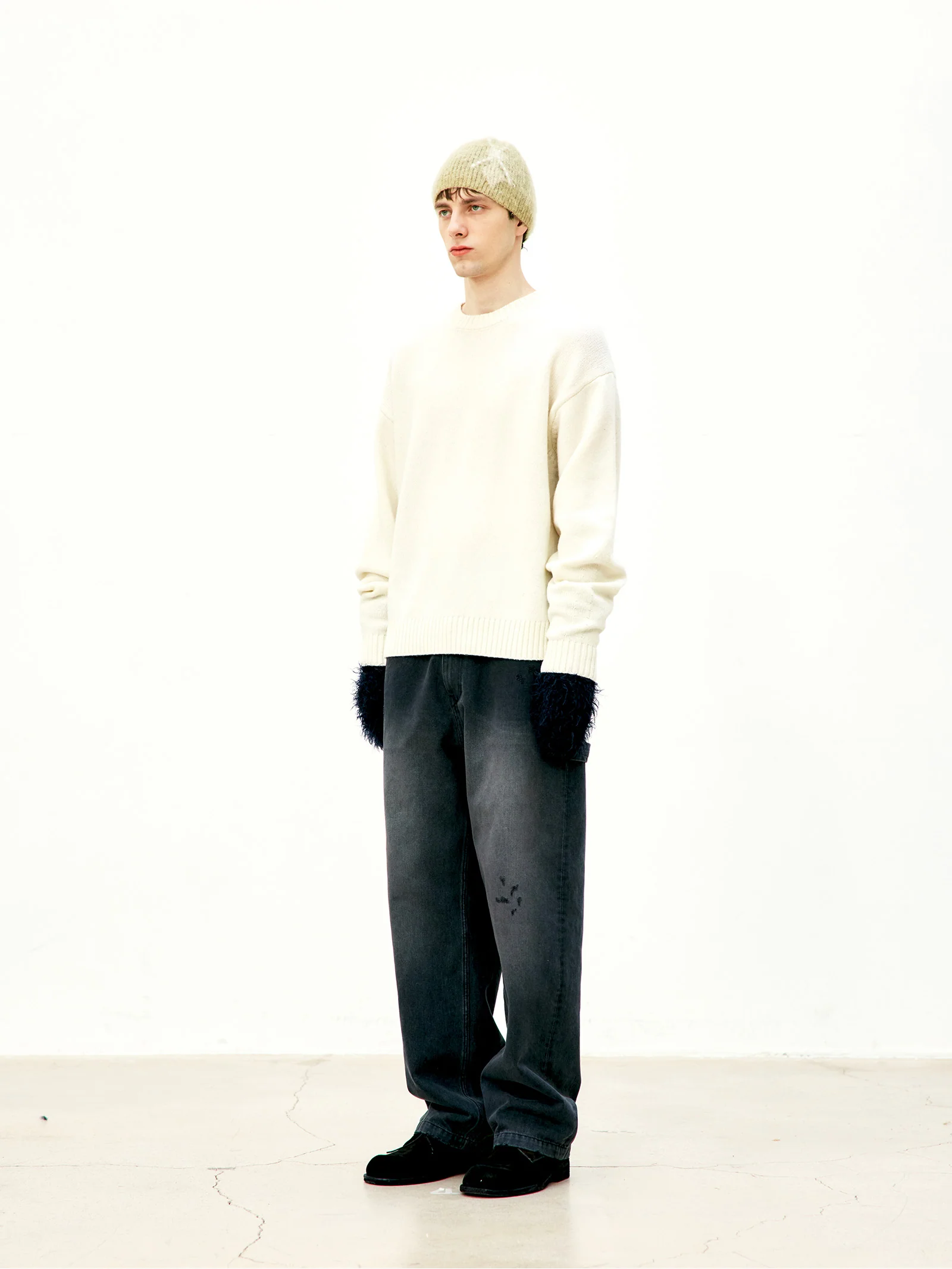 COOR Wool Cropped Crewneck Sweater - Ivory - Image 2