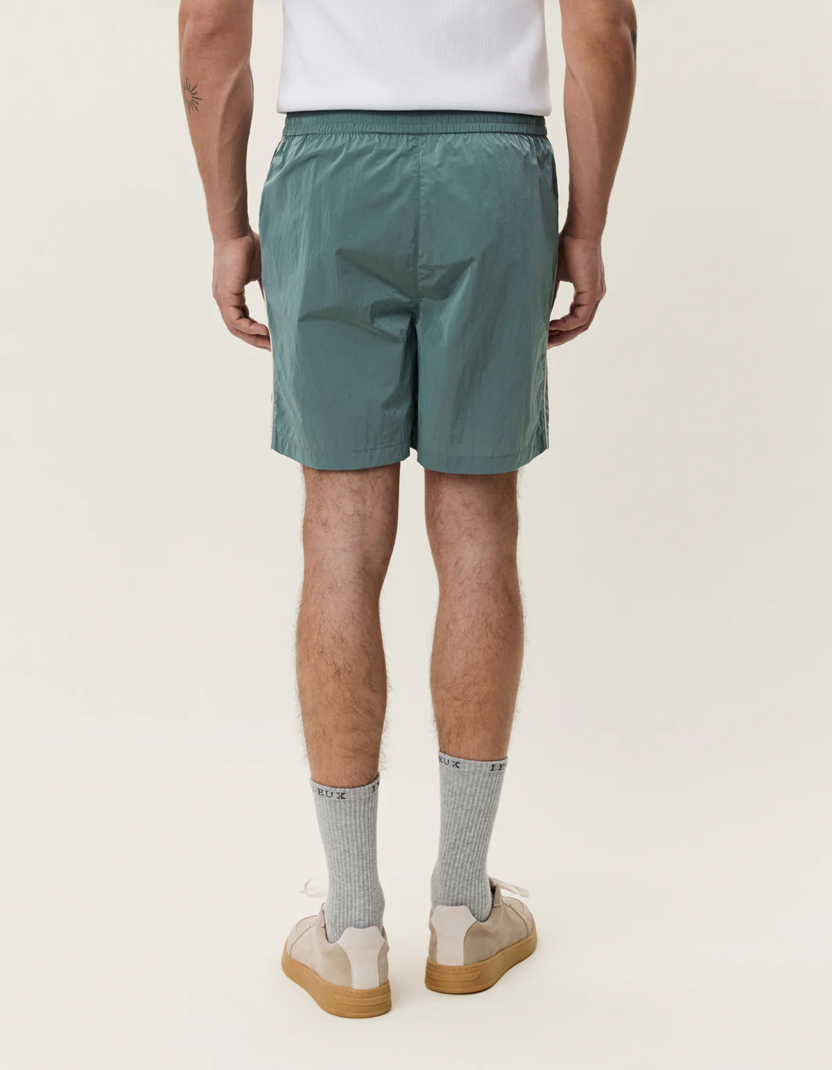 Les Deux Crisp Shorts - Tea Green - Image 2