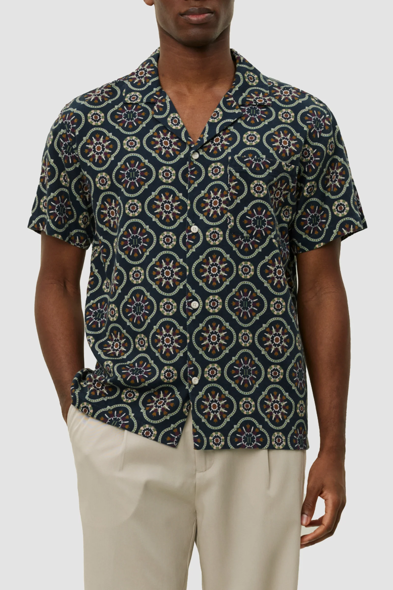 Les Deux Lukas AOP Tapestry SS Shirt - Dark Navy