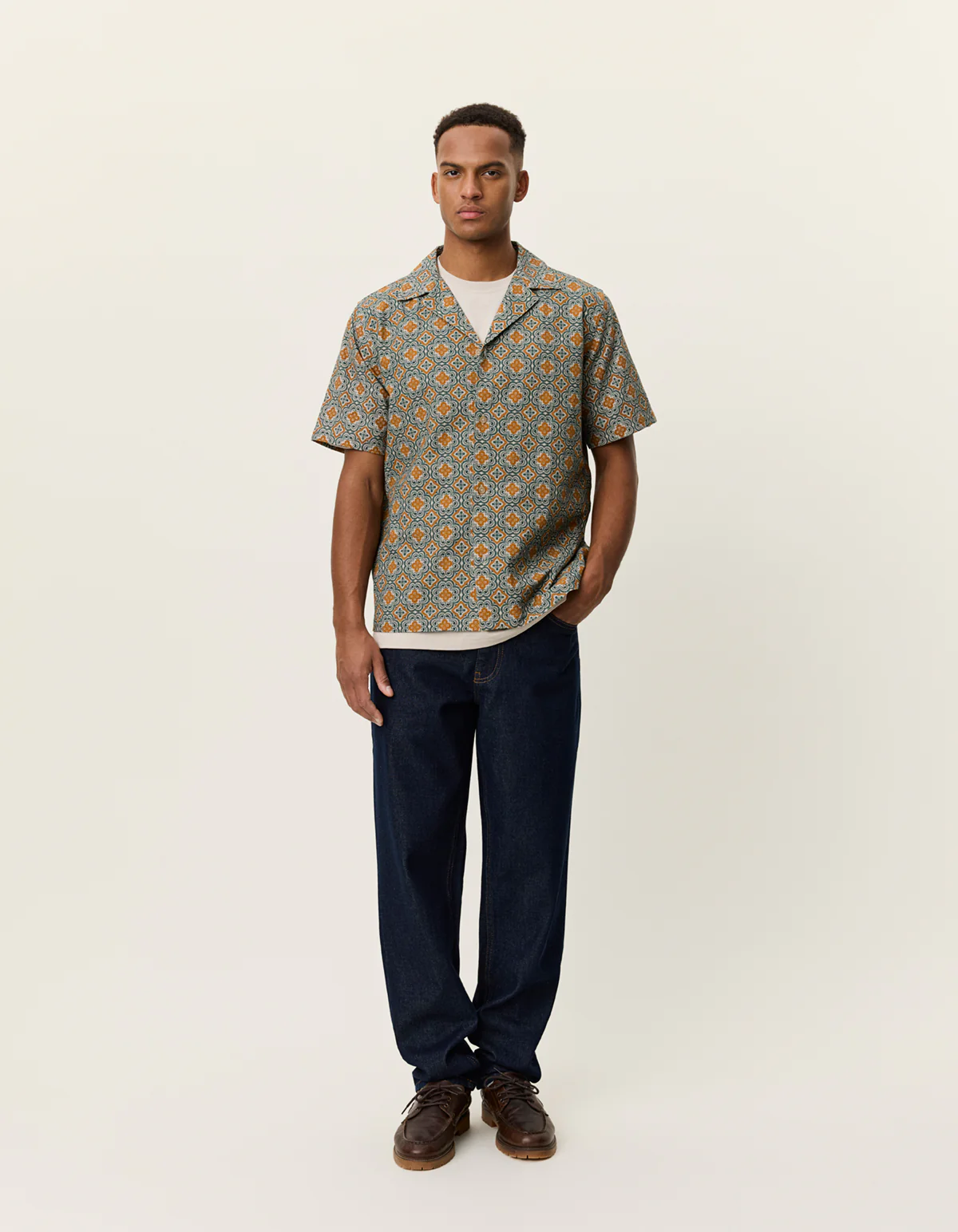 Les Deux Lukas Arabesque AOP Shirt - Green - Image 3
