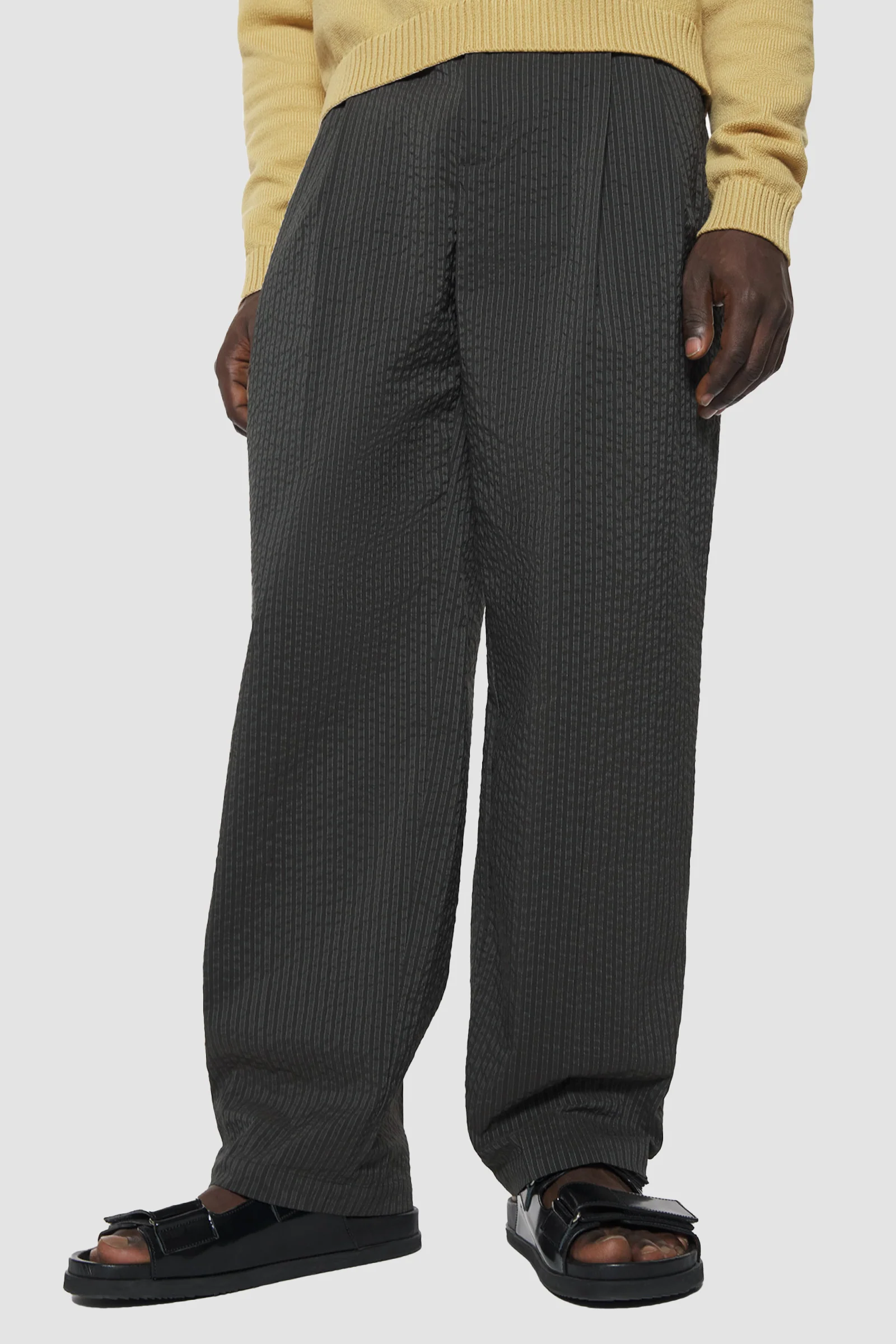 Maison Kitsuné Relaxed Pleated Pants - Green
