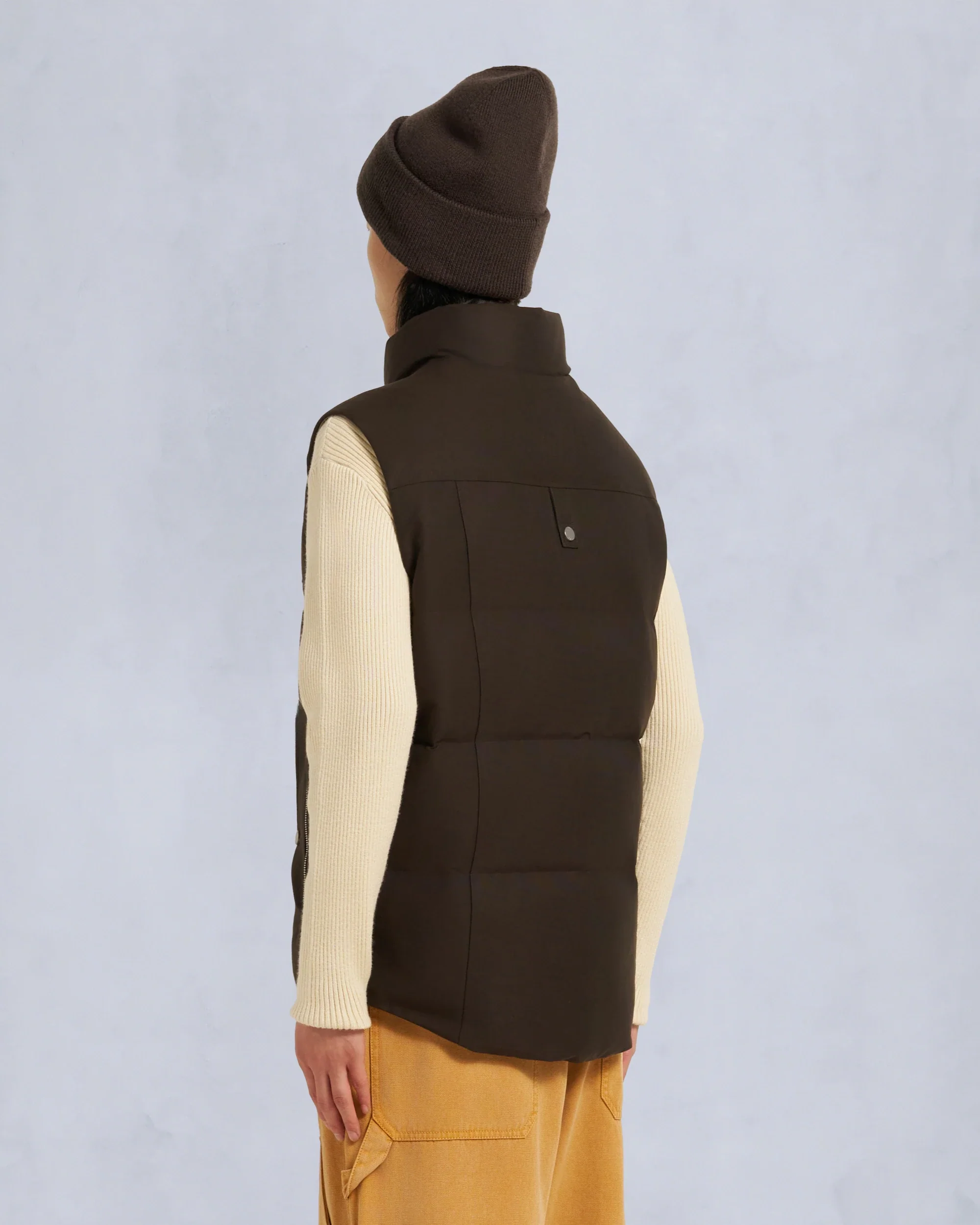 Moose Knuckles Mens Down Vest Westmount - Espresso/Alabaster - Image 3