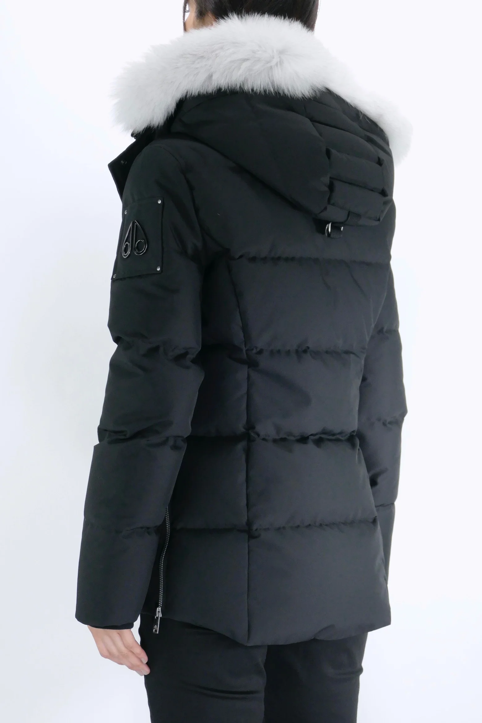 Moose Knuckles Womens Down Jacket Cloud 3Q Fur - Black/Natural - Image 3