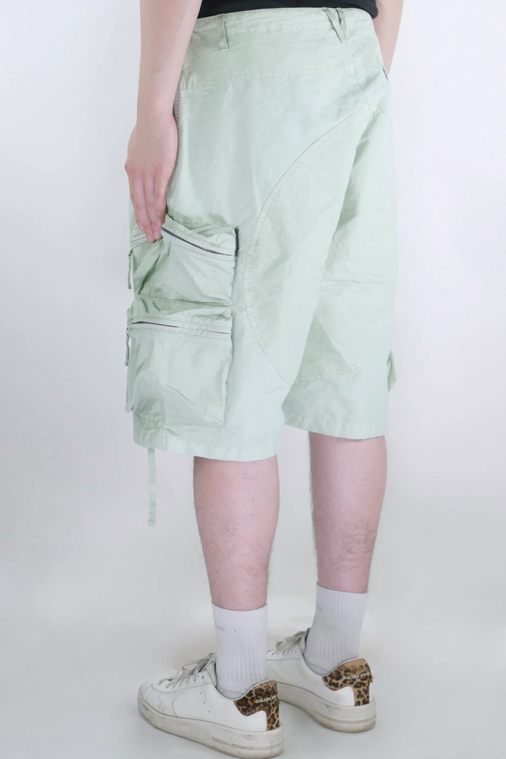 Nemen Multipocket Cargo Shorts - Olive - Image 3