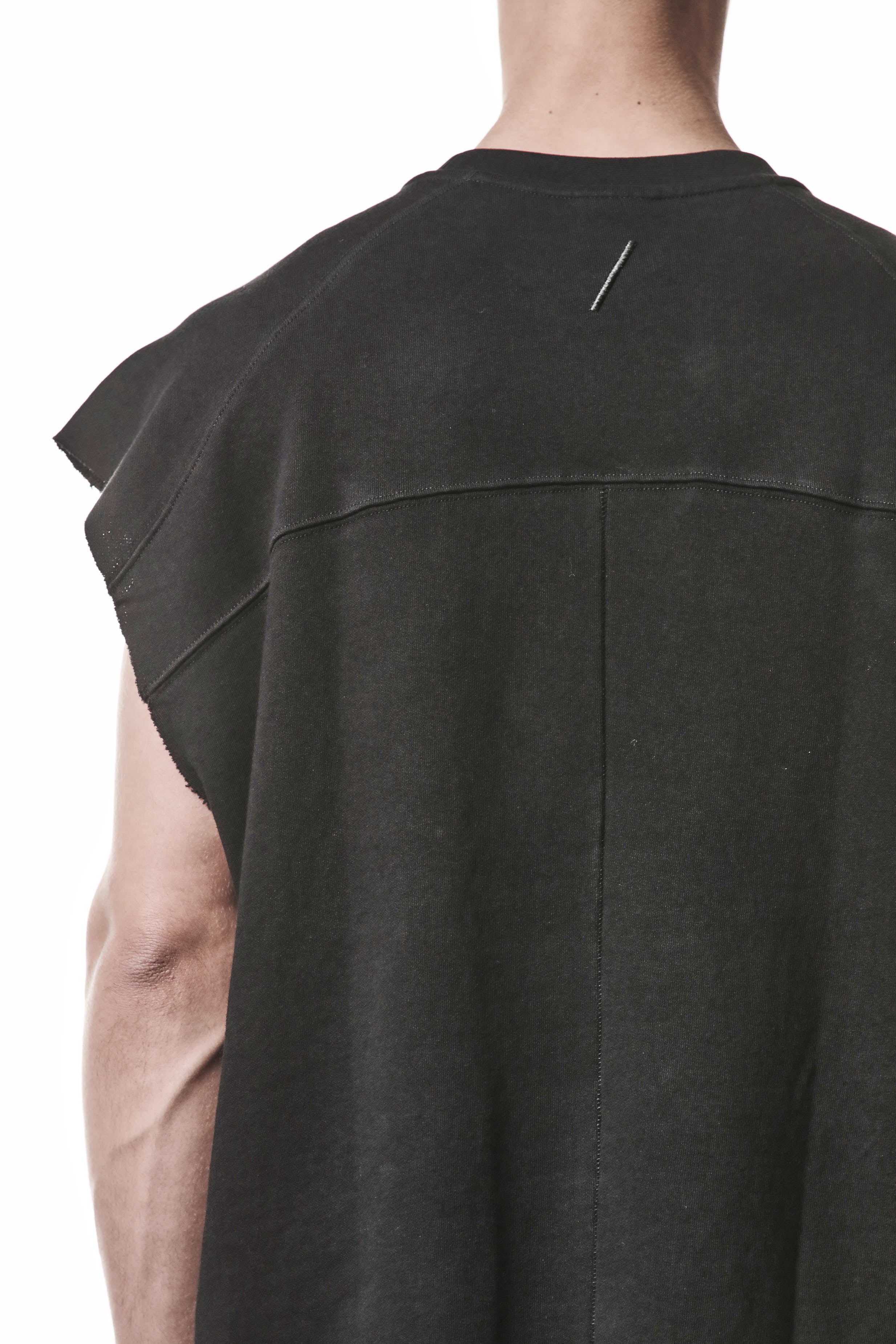 thom/krom M S 190 Tank Sweater - Black - Image 4