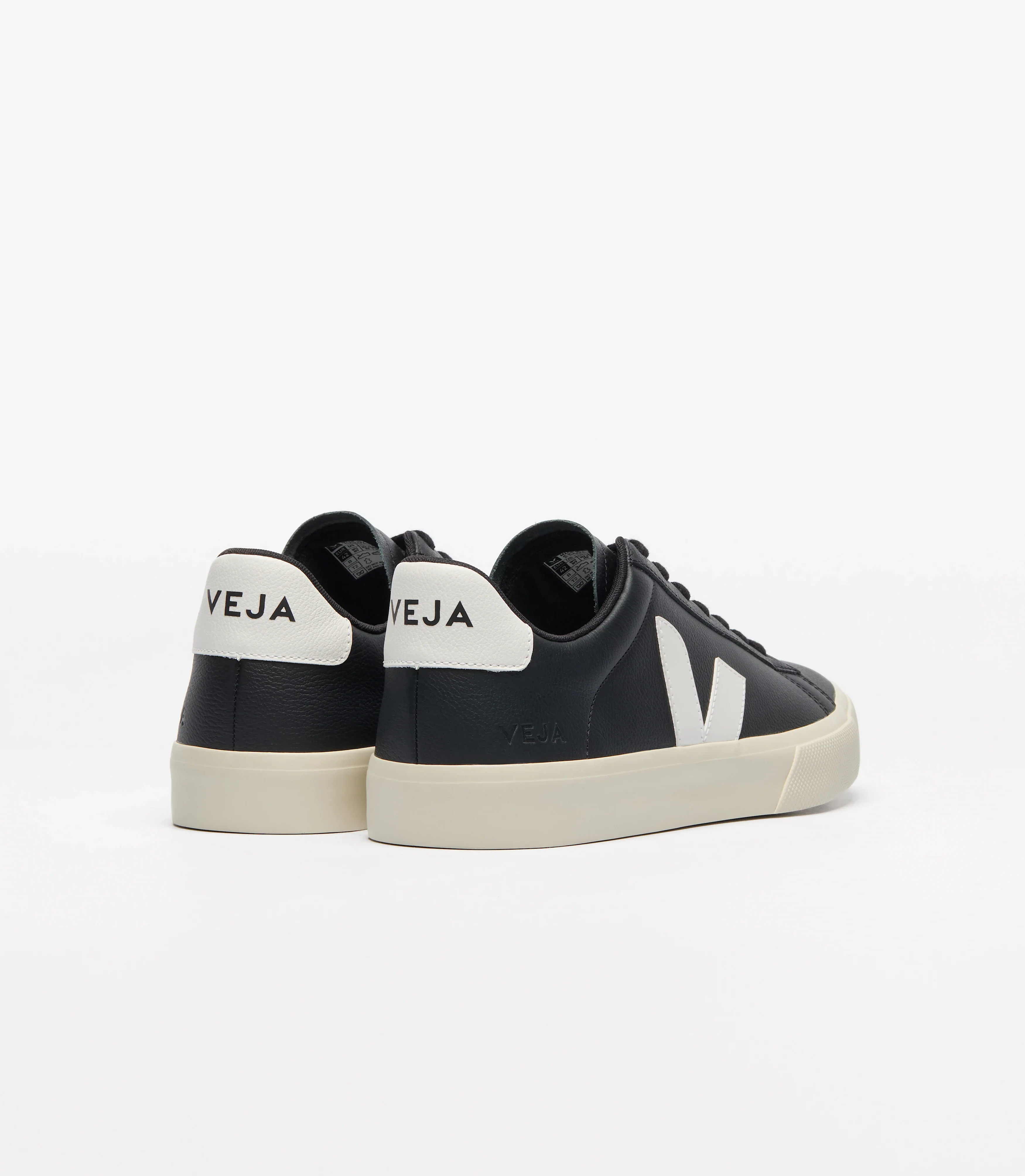 Veja Mens Campo ChromeFree Leather Sneakers - Black/White - Image 3