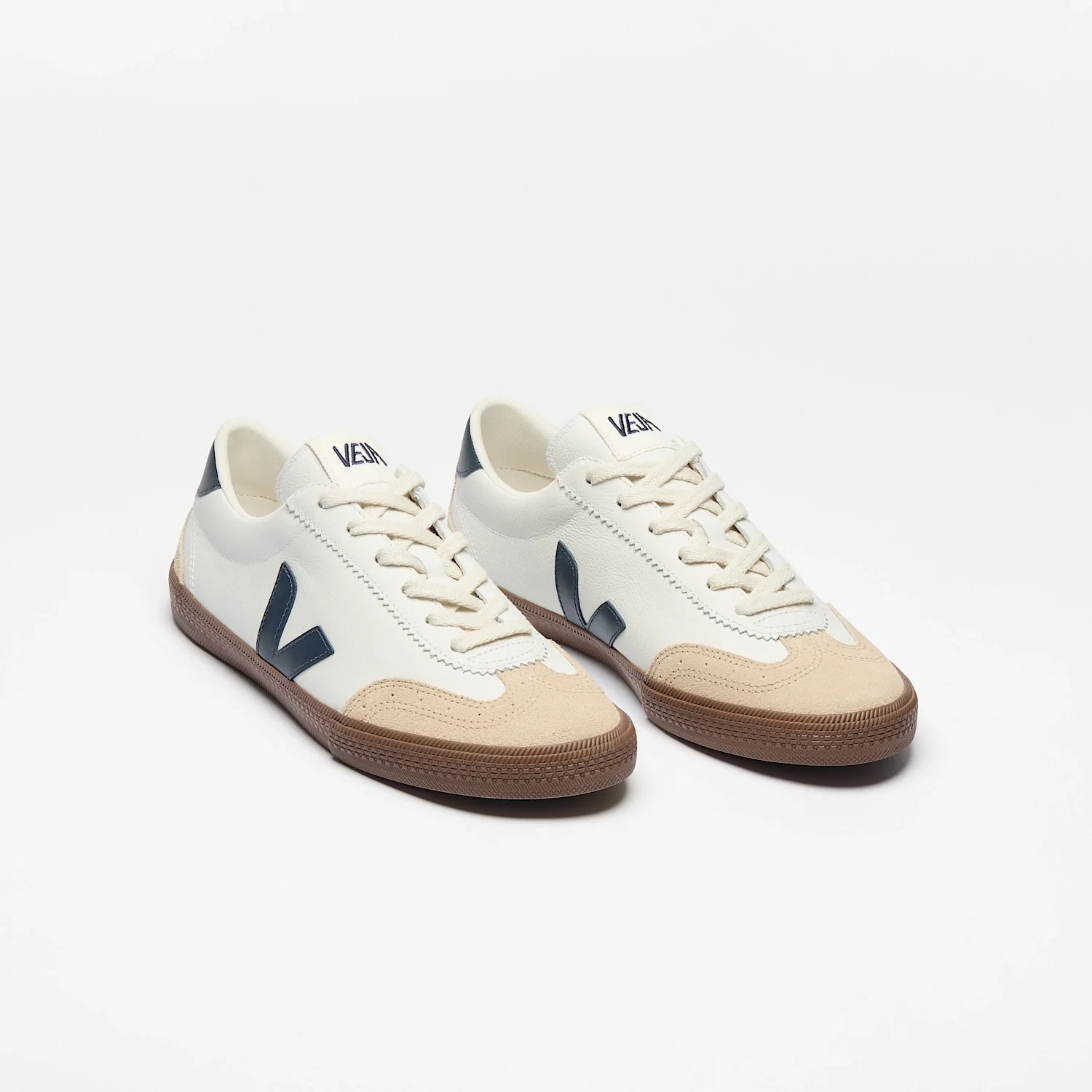 Veja Mens Volley O.T Leather Sneakers - White/Navy - Image 2