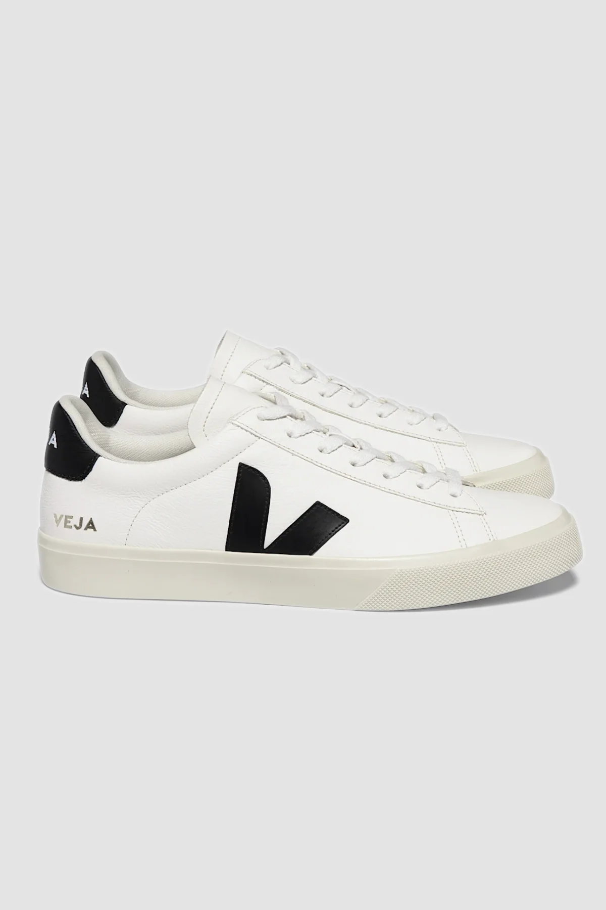 Veja Womens Campo ChromeFree Leather Sneakers - White/Black