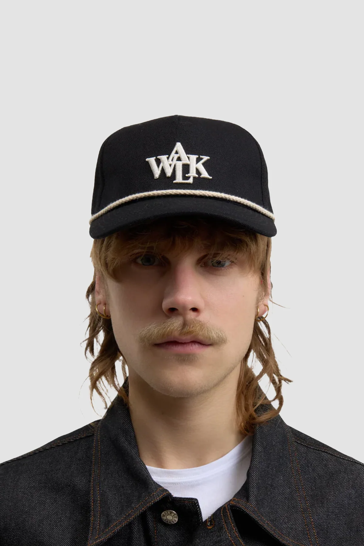 Walk in Paris Signature Cap - Black