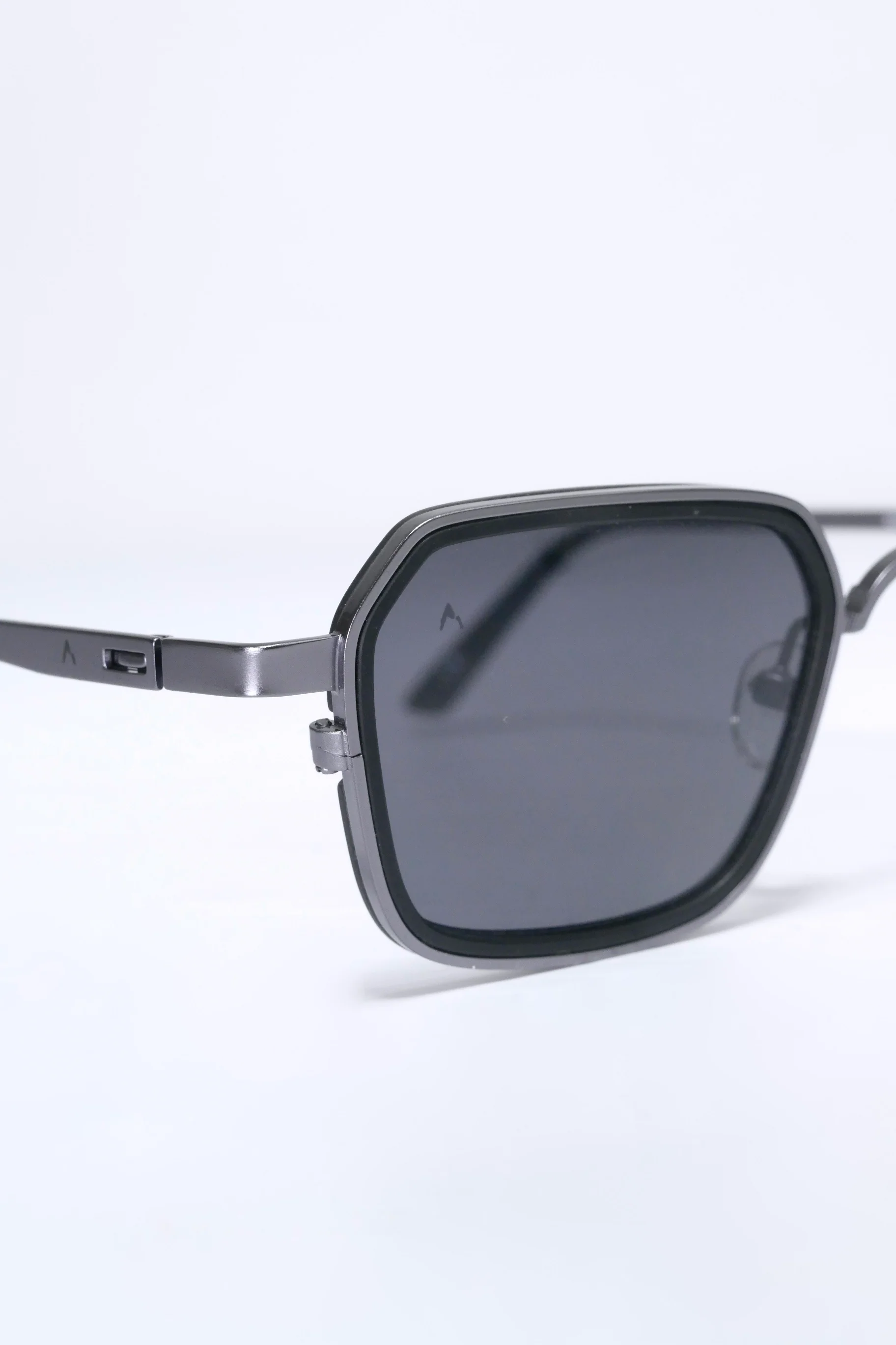 WEAREEYES Gamma X Sunglasses - Grey - Image 4