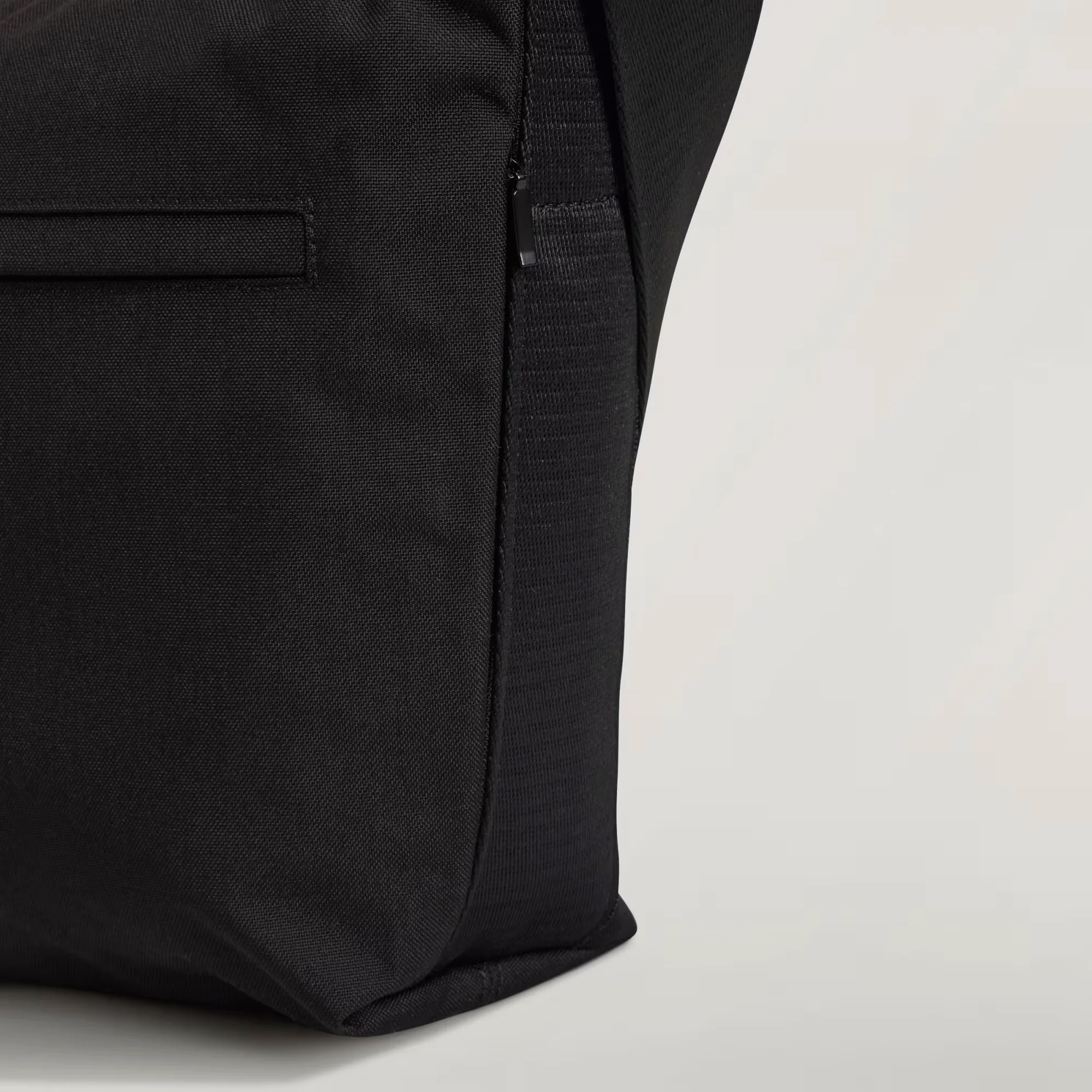 Y-3 Crossbody Bag - Black - Image 4